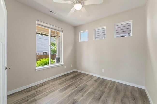 Photo - Beautiful Puyallup Corner Lot Home with Office, A/C, Formal Dining & Bonus Loft!