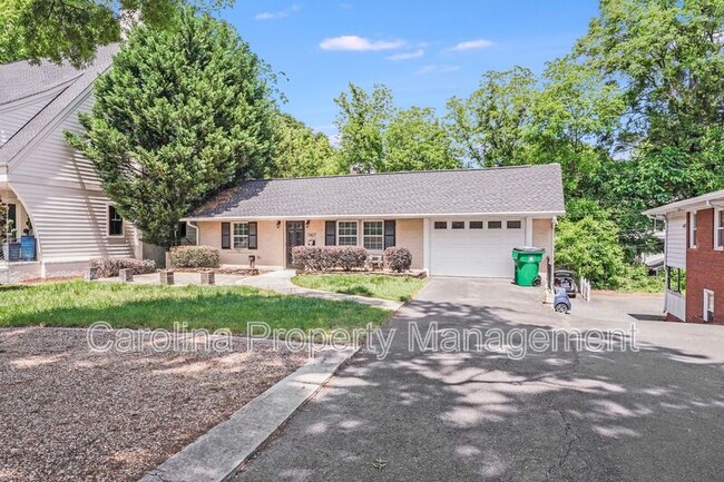 Photo - 2417 Laburnum Ave Condo Unit 1