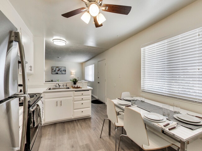 Photo - Magnolia Terrace