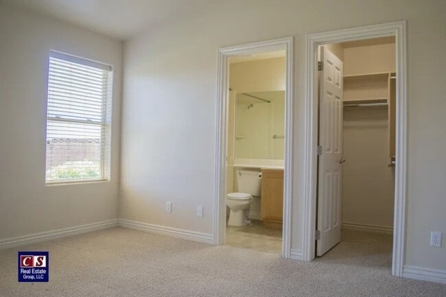 Photo - 1422 Southern View Dr
