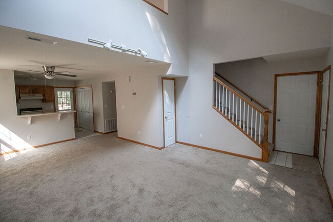 Photo - 1321 Godas Cir