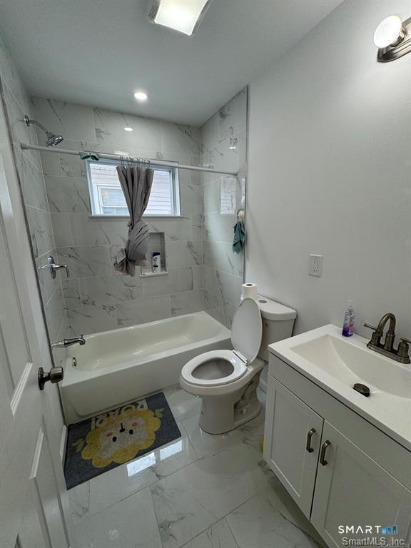 Photo - 695 Shelton St Unidad 1st Floor