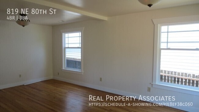 Photo - 819 NE 80th St