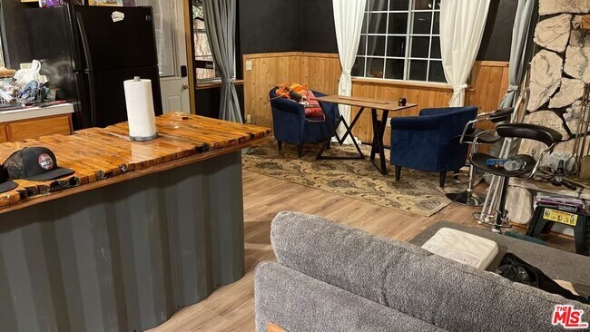 Photo - 46354 Vale Dr