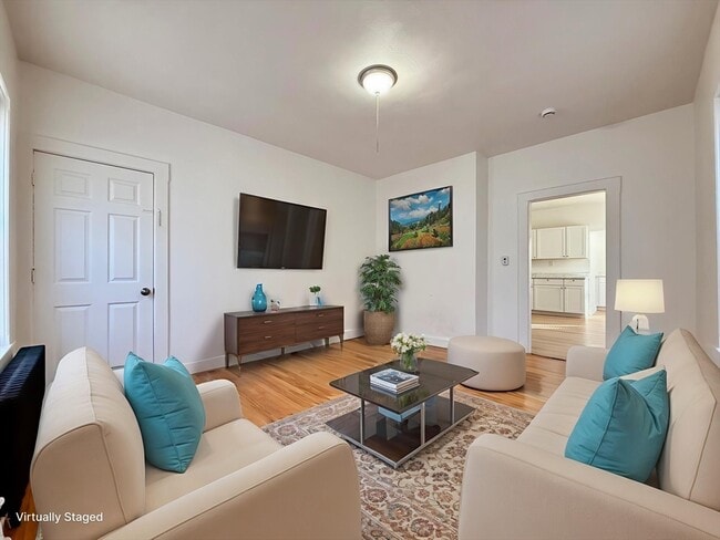 Photo - 29 Broad St Unit 1