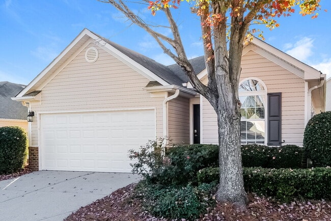 Photo - 5 Hill Crest Cir