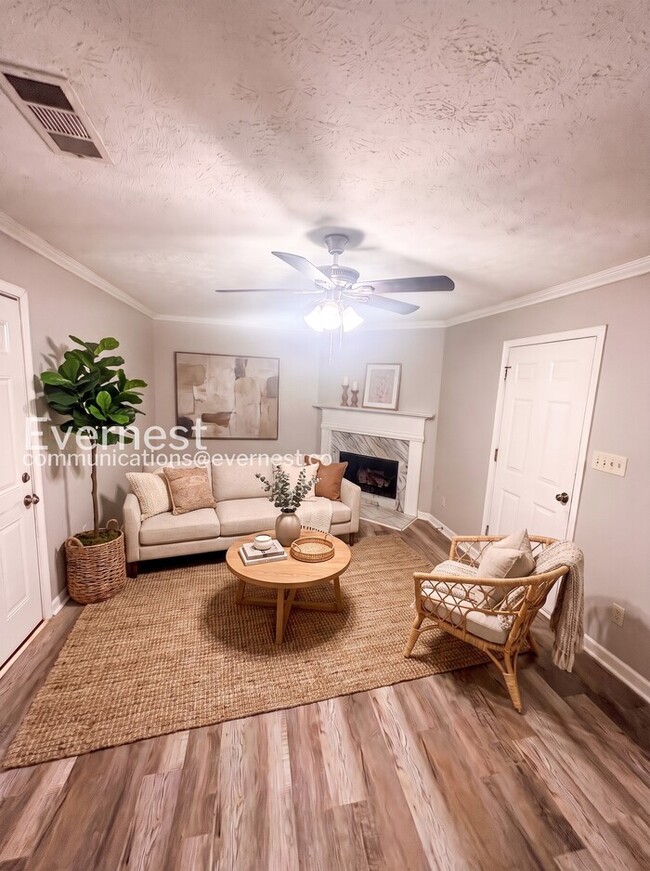 Photo - 1487 St Dunstans Rd