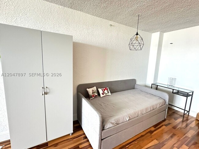 1500 Bay Dr E Unit 1408S