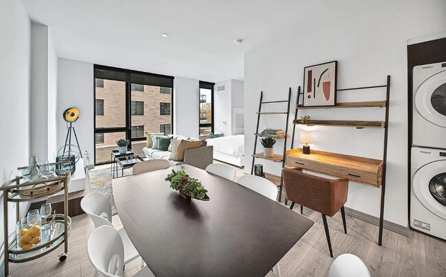 2155 N Elston Ave Unit 652