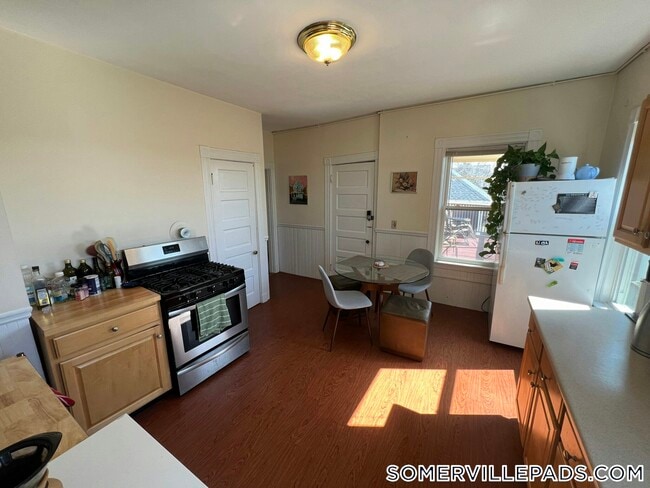 Photo - 51 Ibbetson St Unit 3