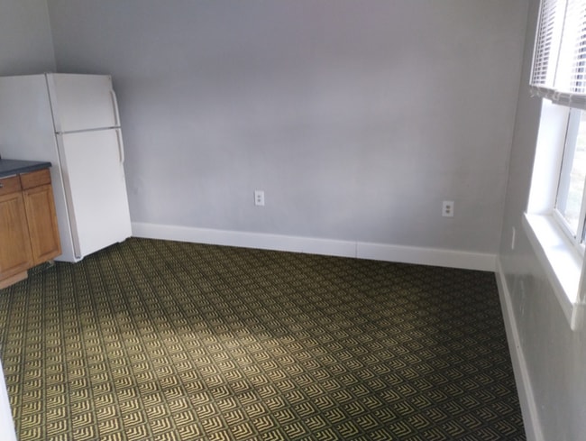 Photo - 169 SE Camelot Loop Unit 104