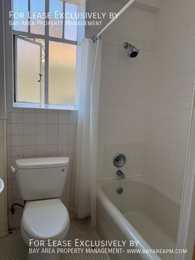 Photo - 345 Forest St Unit 206