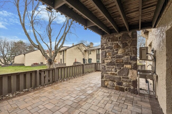 Photo - 42 Golf Club Dr