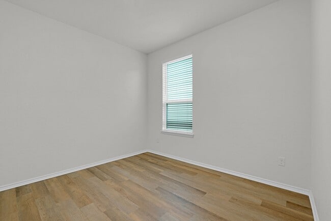 Photo - Spacious 4-Bedroom Rental Home – Ideal for Families & Military Transfers