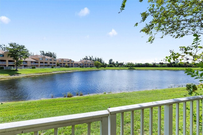 Photo - 5200 NW 31st Ave Unit 143 building. H