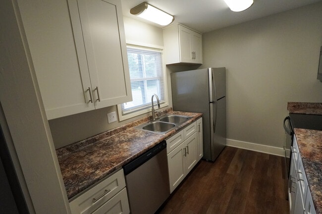 Mossy Creek Apartments