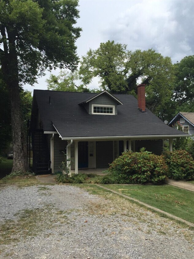 Studio Apt. for lease in the Belmont/Hills... - Studio Apt. for lease in the Belmont/Hills...