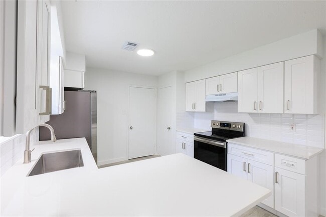 Photo - 2510 Straight Creek Dr