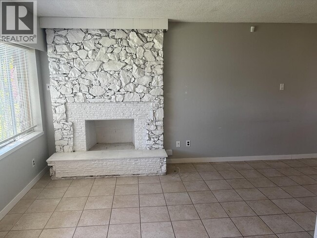 Photo - 4455 Napier St