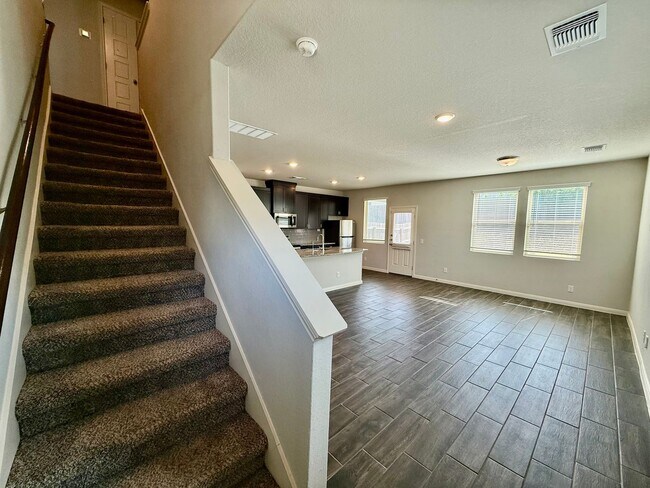 Photo - 119 Joseph Cir
