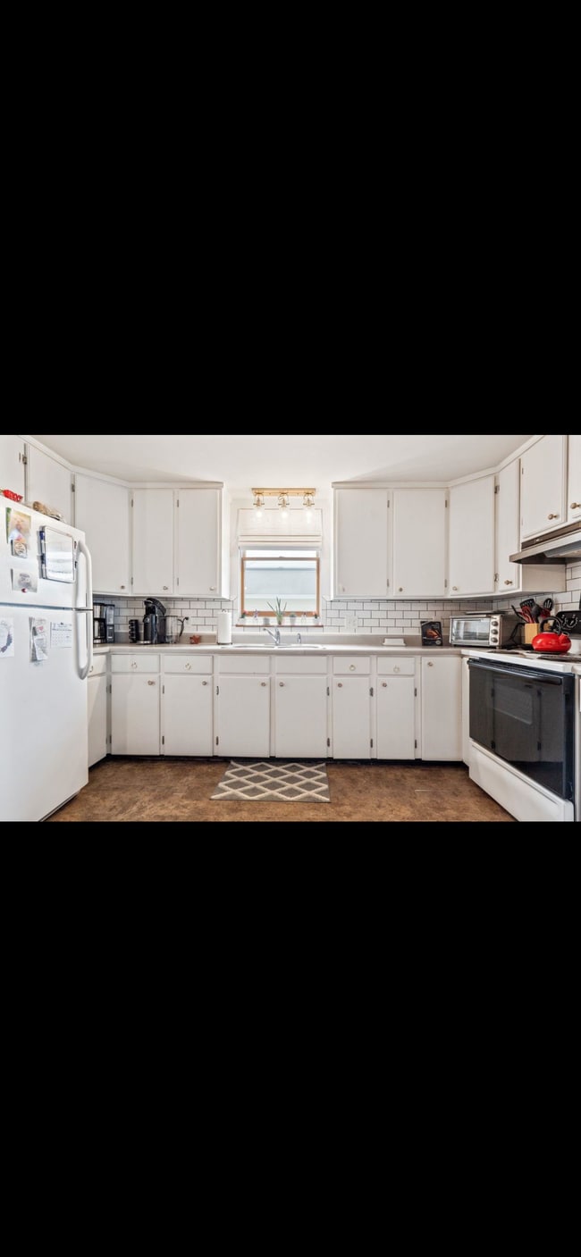 52 Cumberland St Unit 2