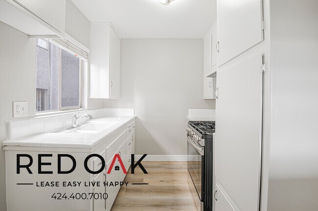 Photo - 15405 Vanowen St Unit 26