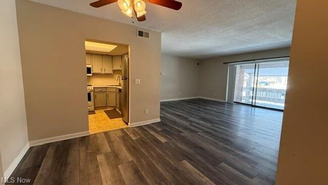 Photo - 1263 Lost Nation Rd