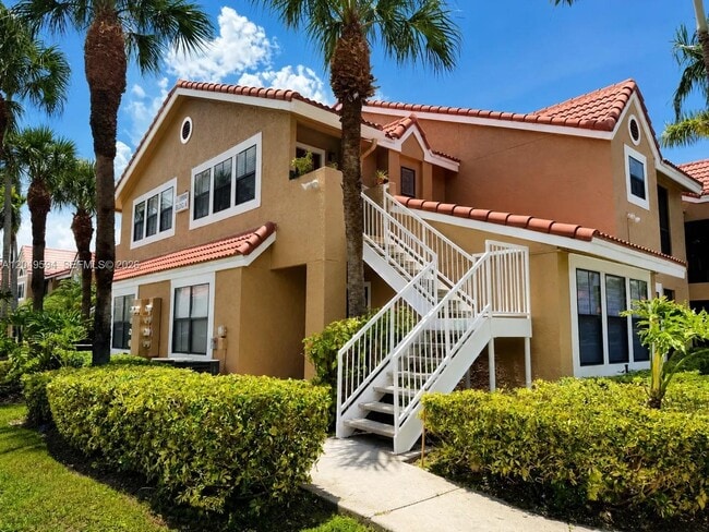 Building Photo - 15560 SW 104th Terrace Unit 611