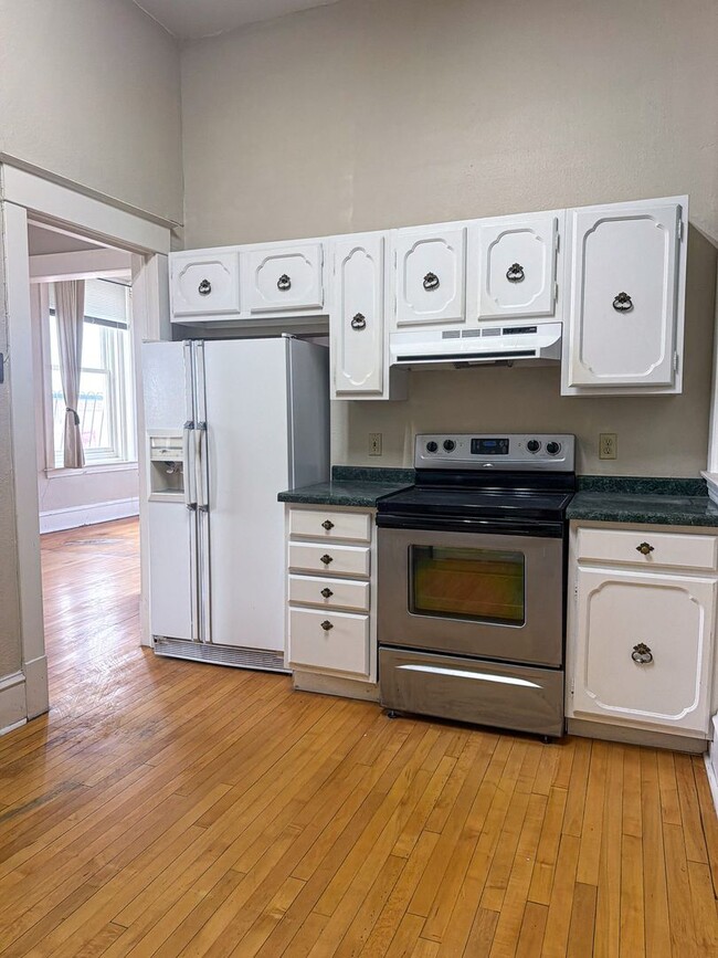 Photo - 304 Demers Ave Unit 2