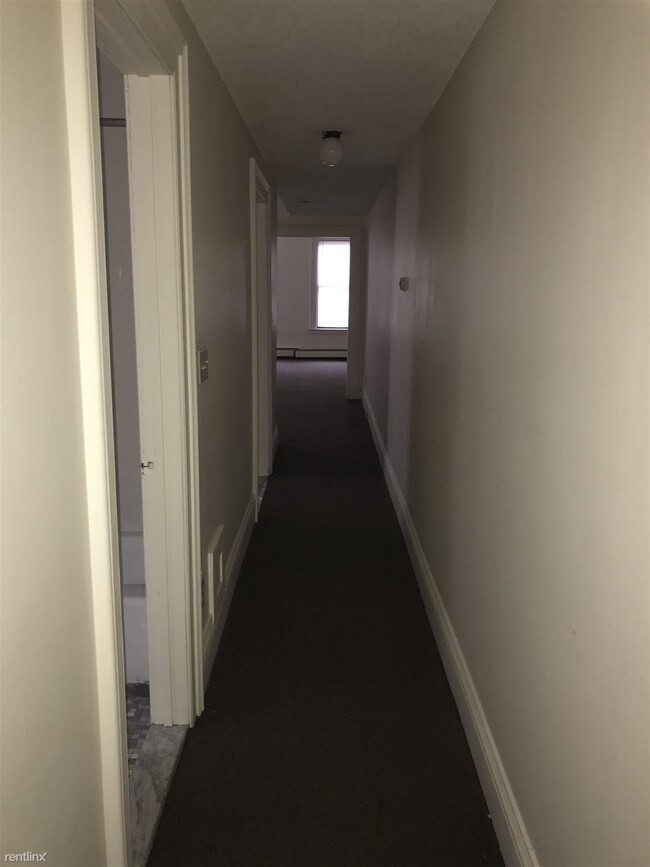 Photo - 1 br, 1 bath Apartment - 38 Congress St 101 -