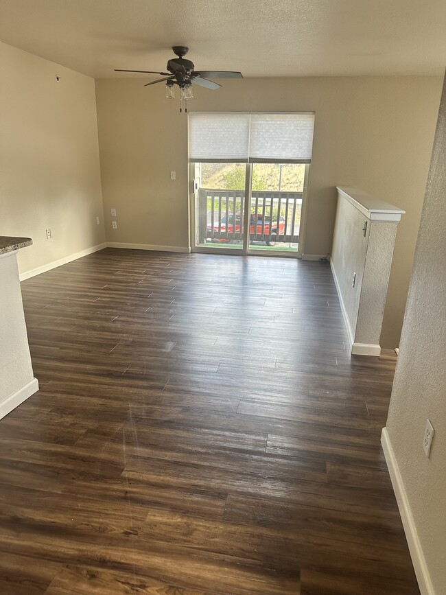 Photo - 127 Jules Way Unit H-202