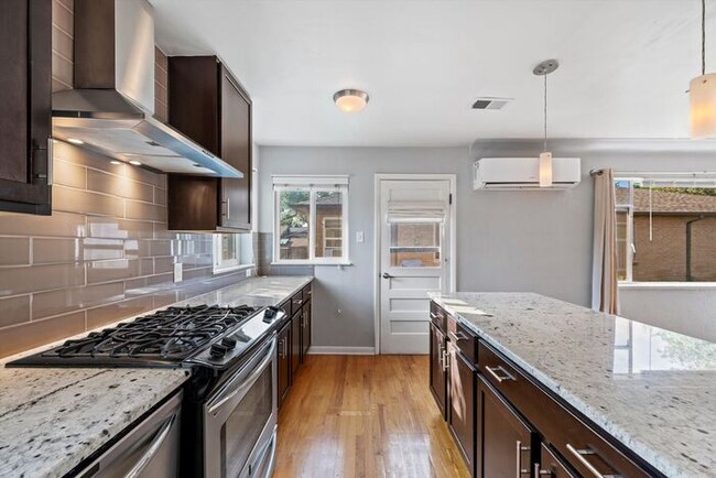 2-Bedroom Denver Apartment | In-Unit Laundry + Modern Kitchen