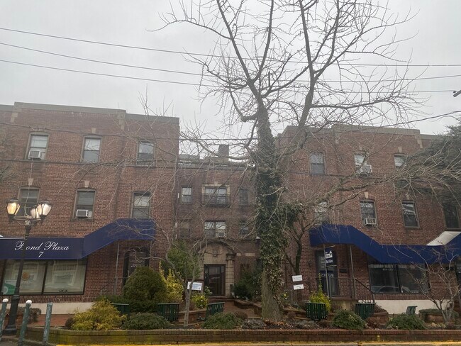 Photo - 7 Bond St Condo Unit 3ER