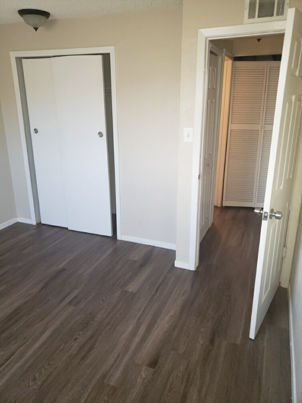 Photo - 3950 Turnpike Dr Unidad 2