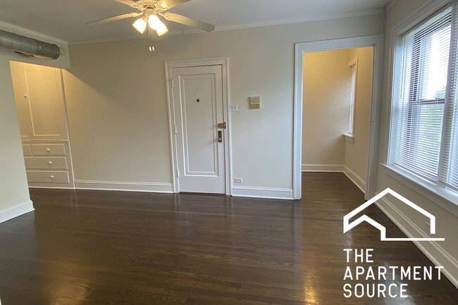 Photo - 1253 W Henderson St Unit 3