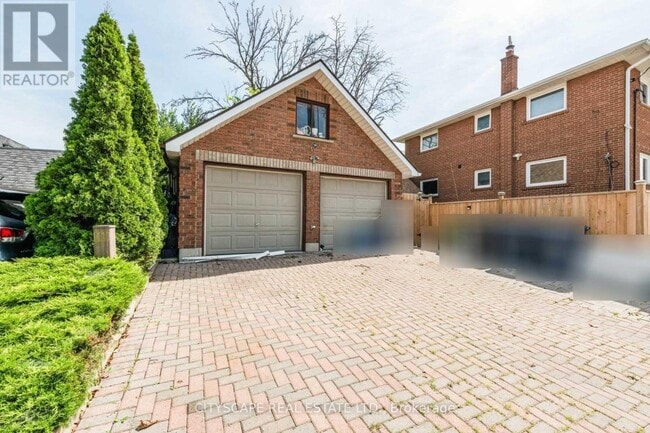 Photo - 2724 Lake Shore Blvd W Unit Upper