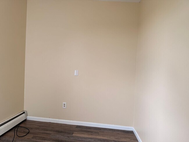 476 Wethersfield Ave Unit 2nd Fl