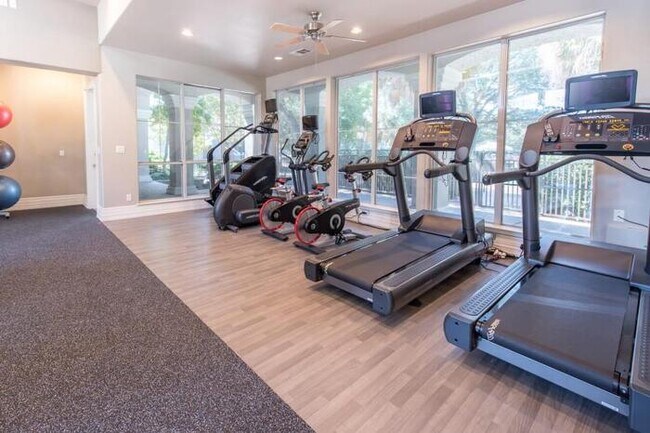 Photo - 3950 Spring Valley Rd Unit b4