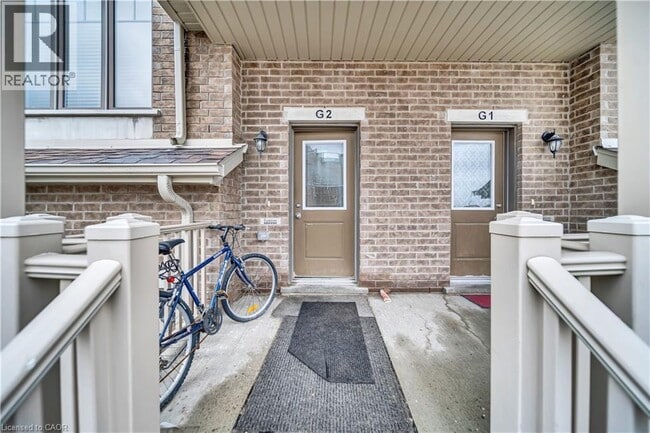 Photo - 70 Willowrun Dr
