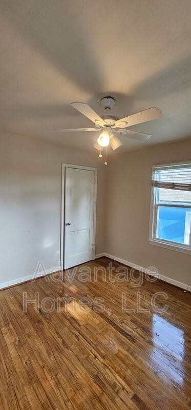 Photo - 4504 Terrace