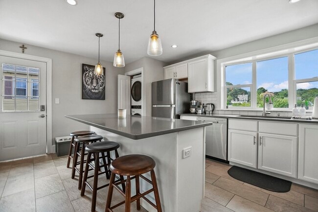 Photo - 13 Town Hill St Unidad 2