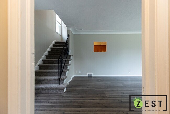 Photo - - BEAUTIFUL 3-BEDROOM 1 BATHROOM