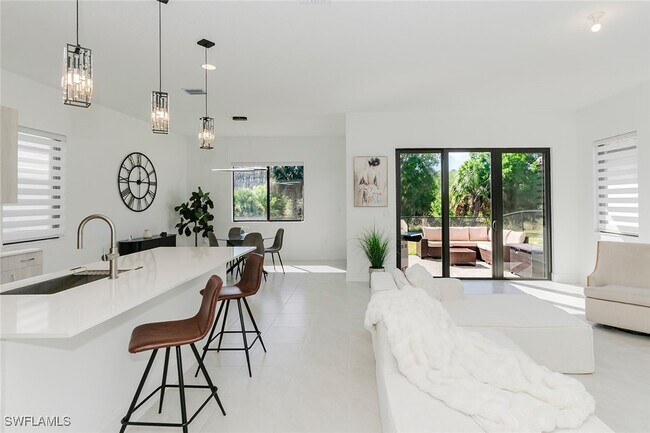 Photo - 5868 Agostino Way