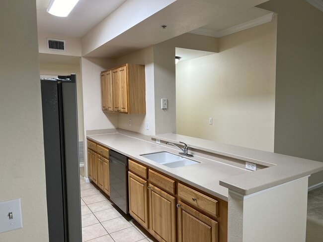 Photo - 10075 Gate Pky N Unit 2805