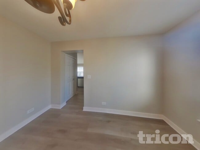 Photo - 220 Winding Canyon Way