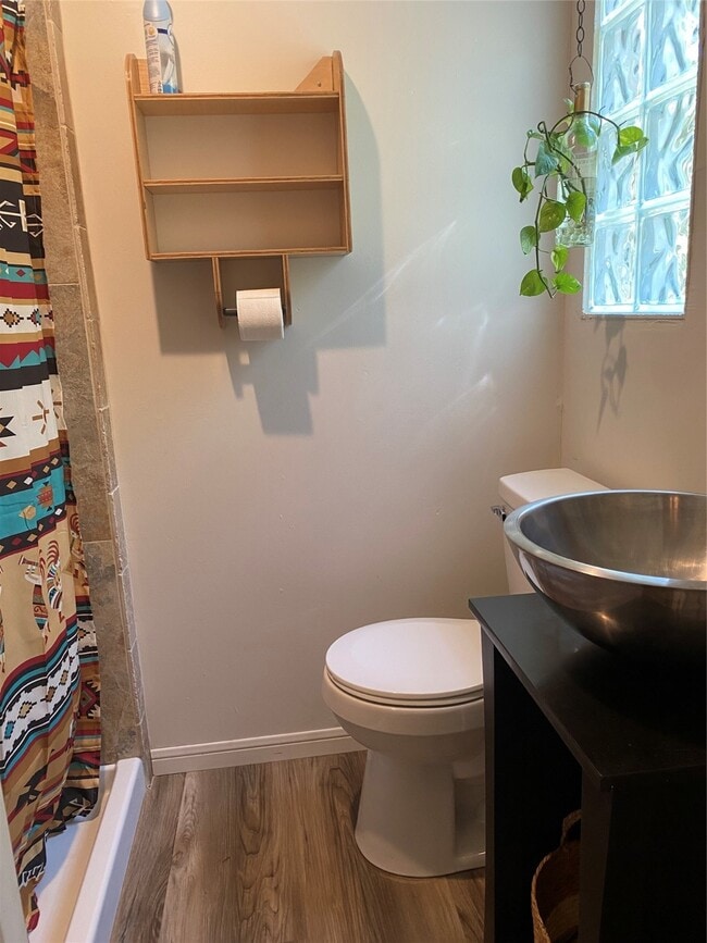 Photo - 8992 Greenwood Dr