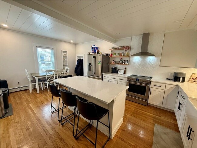 Photo - 31 Slocum St