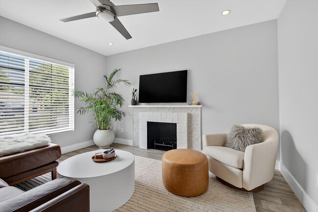 Photo - 228 Wellesley Dr