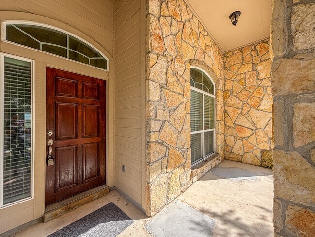 Photo - 923 Avery Pkwy