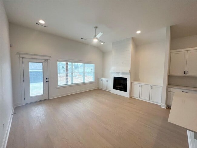 Photo - 6304 SW Luna Ln